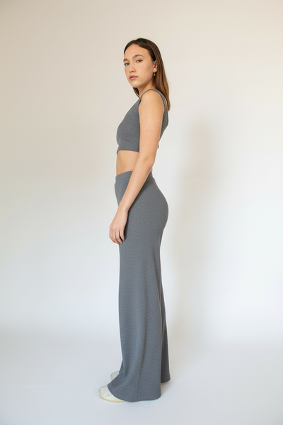 Vista lateral conjunto gris